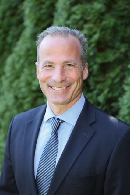Robin Fuchs, MD